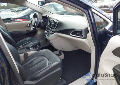 2019 Chrysler Pacifica Touring L из США, поврежденный, VIN 2C4RC1BGXKR550152